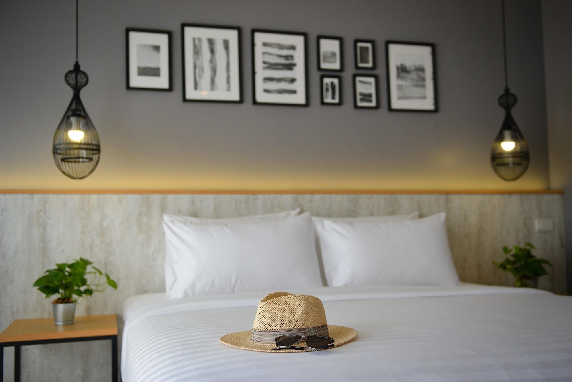 Ruenthip Pattaya Hotell Exteriör bild