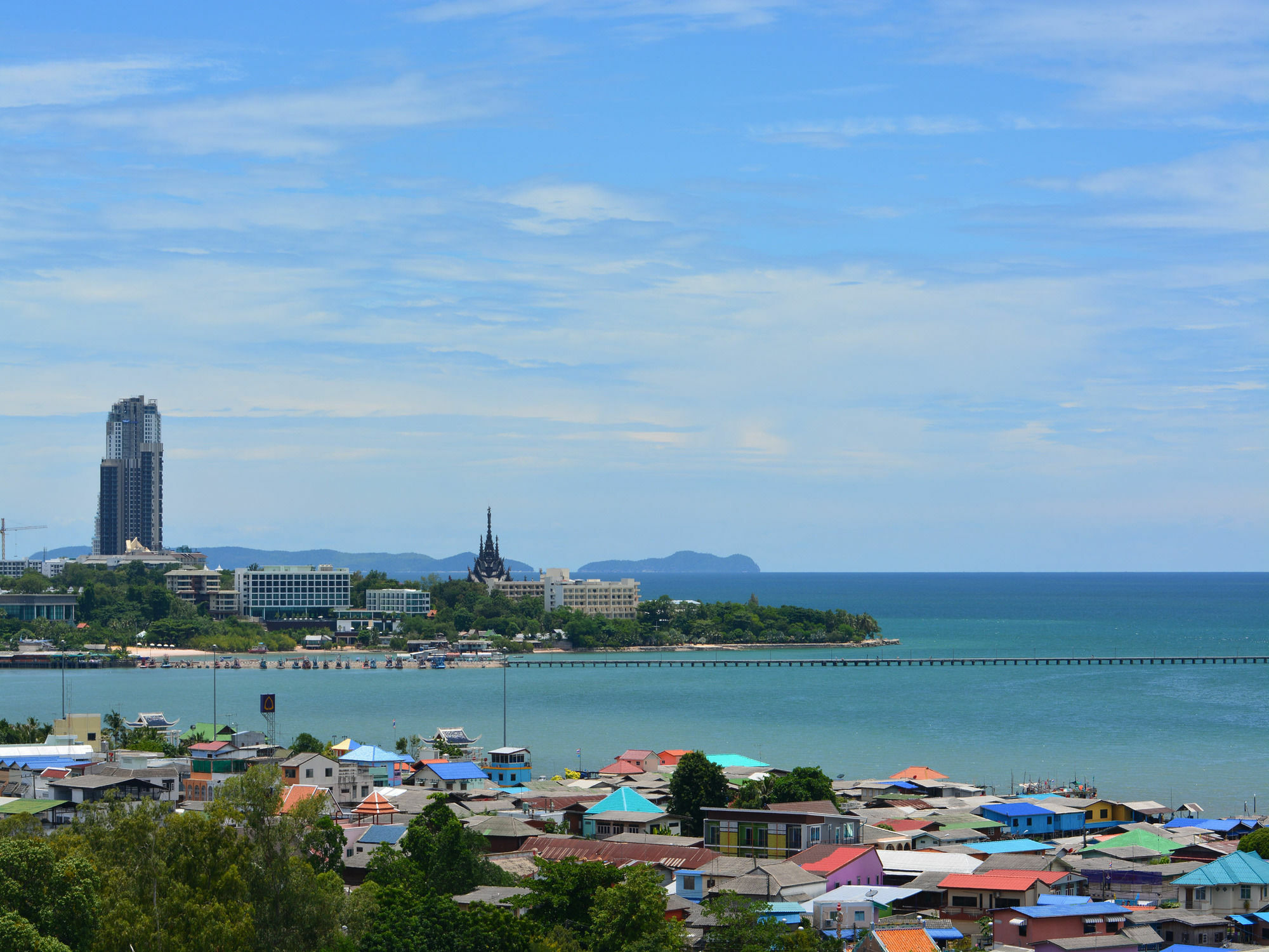 Ruenthip Pattaya Hotell Exteriör bild