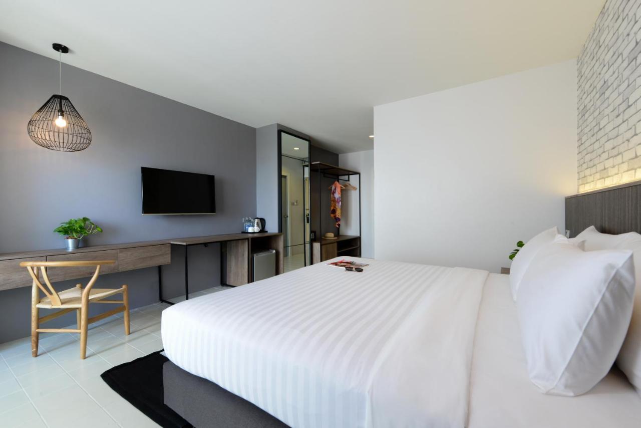 Ruenthip Pattaya Hotell Exteriör bild